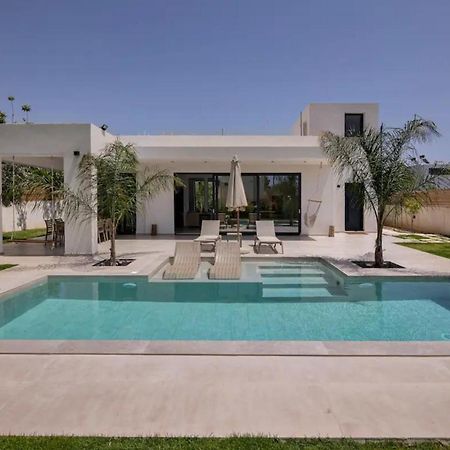 Villa Kala Loutraki - Private Pool & Sauna I Beach Bagian luar foto