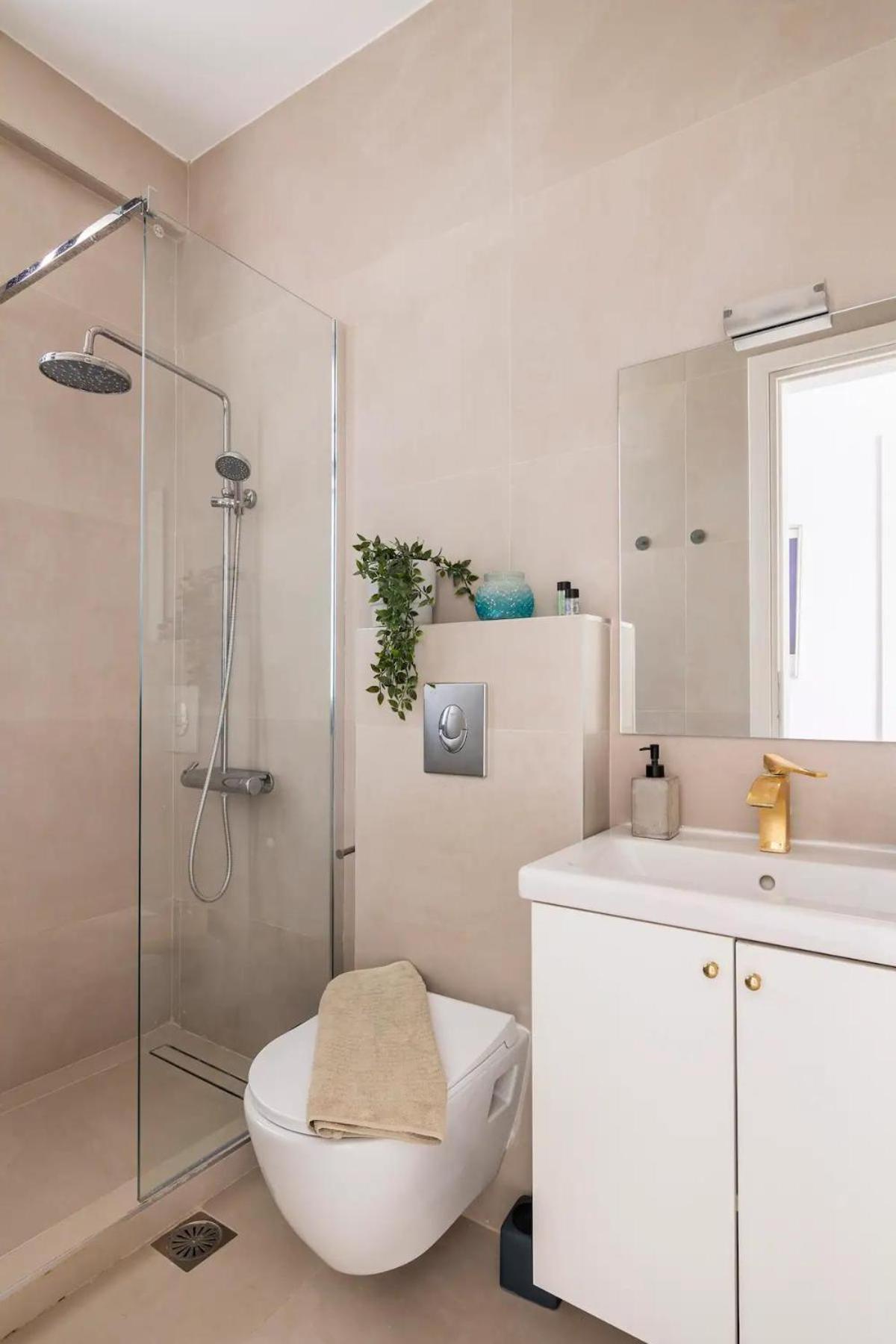 Villa Kala Loutraki - Private Pool & Sauna I Beach Bagian luar foto