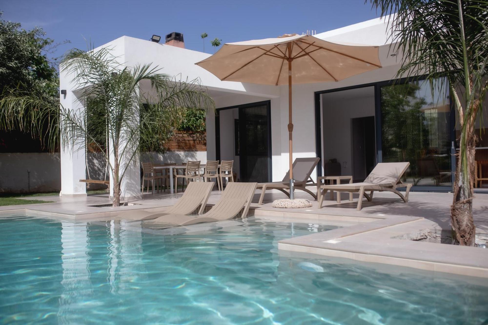 Villa Kala Loutraki - Private Pool & Sauna I Beach Bagian luar foto