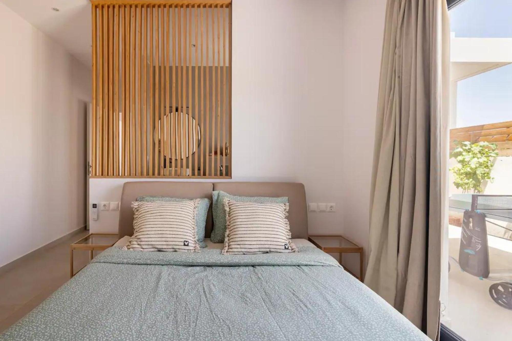 Villa Kala Loutraki - Private Pool & Sauna I Beach Bagian luar foto